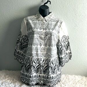 Chicos printed elegant button-down, three-quarter sleeve shirt black-and-white